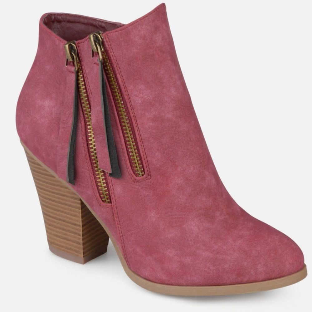 Journee Collection- Women’s Valley Booties- Size 12